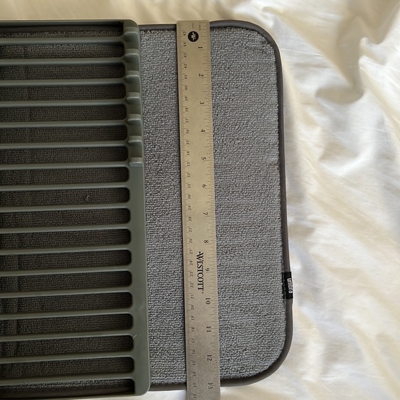 Umbra Udry Mini Drying Rack with Mat - Picture 2 of 7